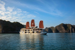 Hanoi: Halong Bay 6 Stars Cruise w/ Private balcony, bathtub
