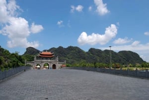 Vanuit Hanoi: Hoa Lu, Mua-grot en Tam Coc, dagtrip
