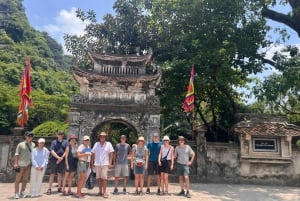 Vanuit Hanoi: Hoa Lu, Mua-grot en Tam Coc, dagtrip