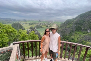 Från Hanoi: Hoa Lu, Mua-grottan och Tam Coc, dagsutflykt