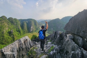 Från Hanoi: Hoa Lu, Mua-grottan och Tam Coc, dagsutflykt