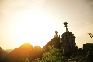 Från Hanoi: Hoa Lu, Mua-grottan och Tam Coc, dagsutflykt