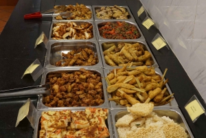 Hanoista: Hoa Lu & Tam Coc buffetlounaalla & pyöräilyllä