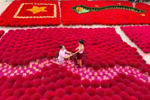 Landtour in kleiner Gruppe: Weihrauch, Kegelhut & Ha-Thai-Dorf