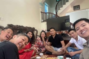 Landtour in kleiner Gruppe: Weihrauch, Kegelhut & Ha-Thai-Dorf