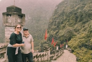 Из Ханоя: однодневная поездка в пещеру Муа, Чанган и Хоалы