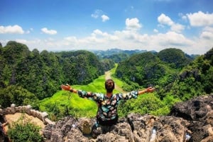 From Hanoi: 2-Day Ninh Binh Tour w/ Trang An & 5★ Hotel