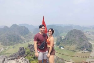 From Hanoi: Ninh Binh Day Trip with Trang An and Mua Cave