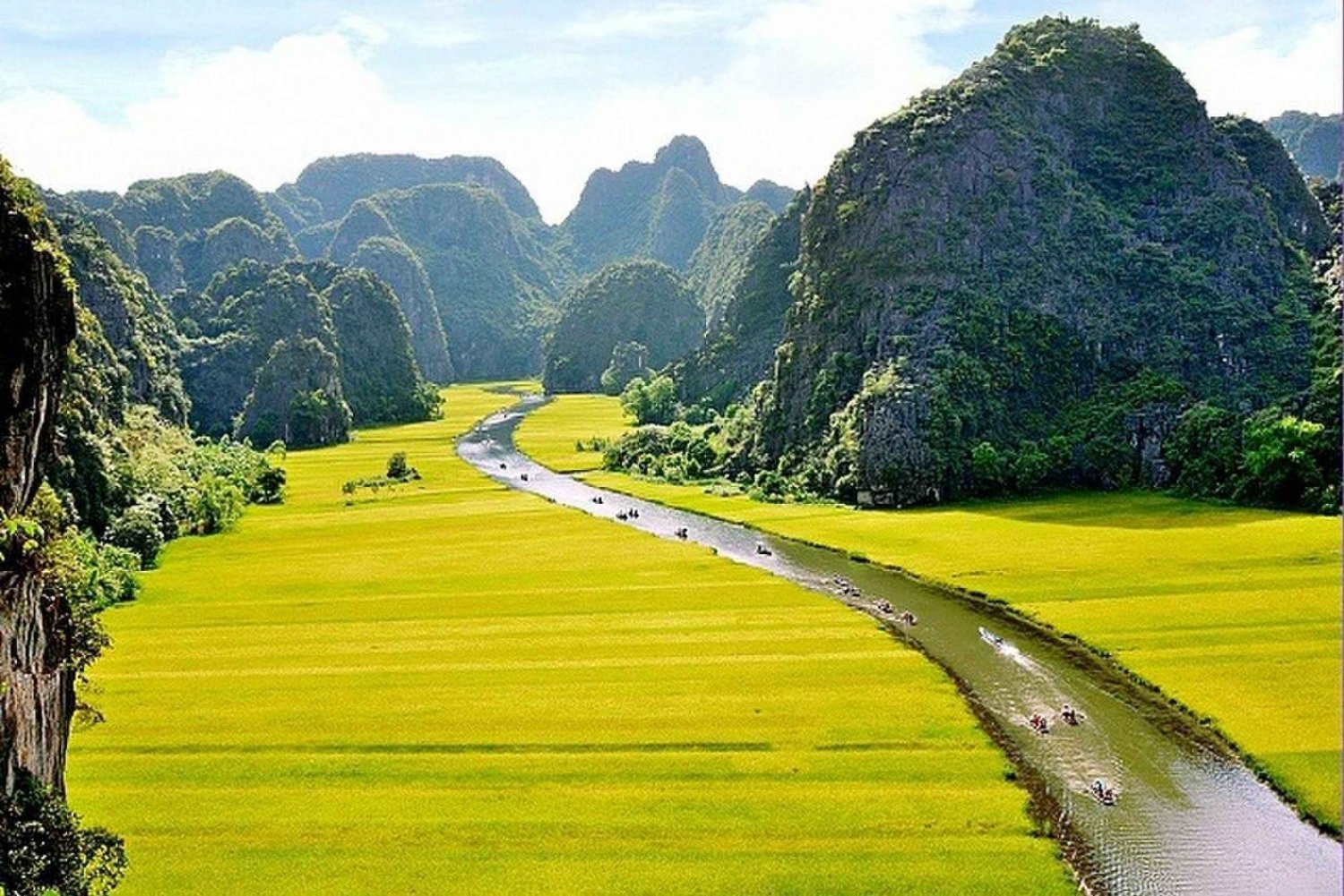 Hanoista: Ninh Binh, Hoa Lu, Tam Coc ja Mua-luola.