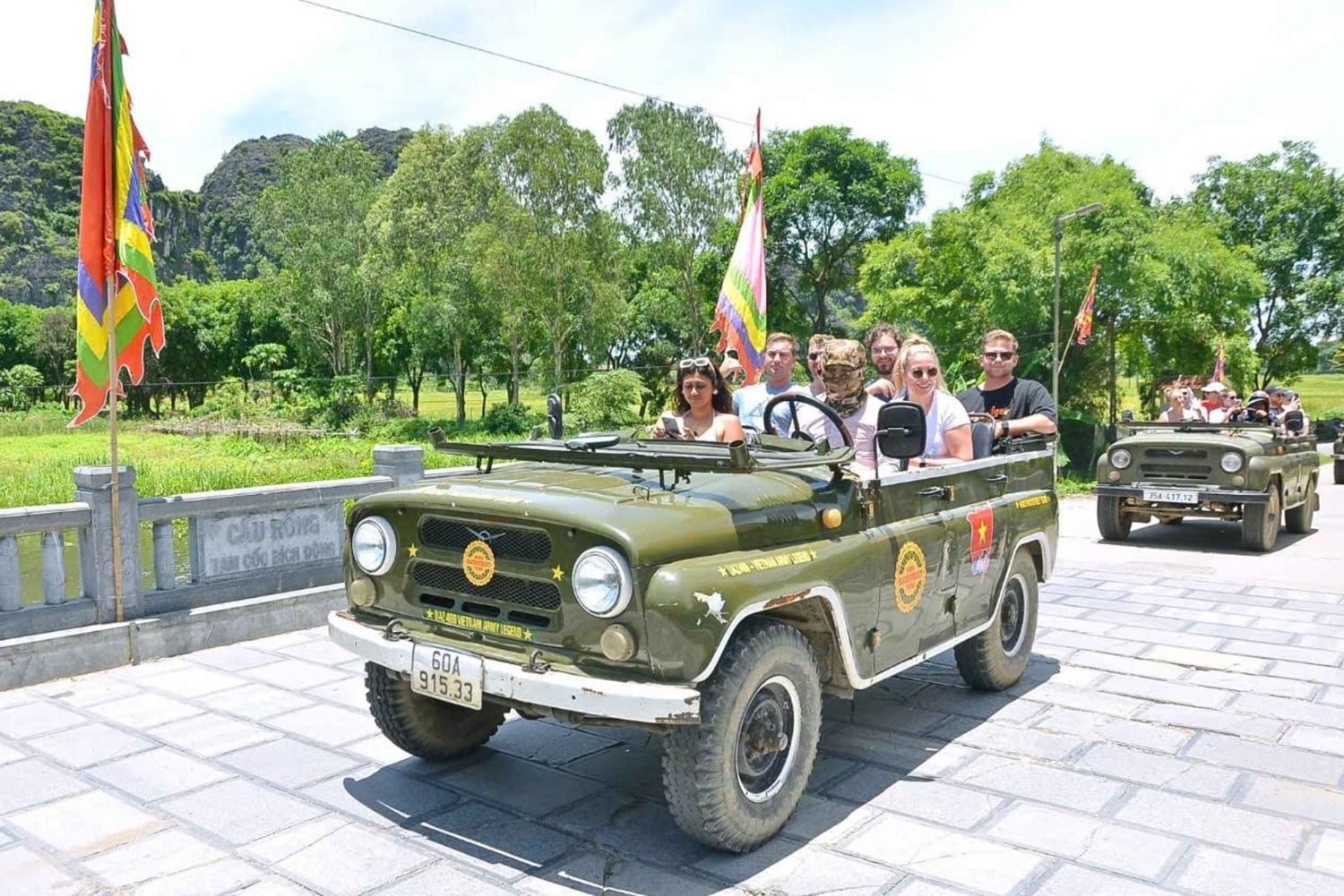 From Hanoi: Ninh Binh Jeep Adventure – Hoa Lu, Trang An, Mua
