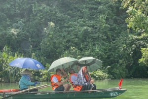 From Hanoi: Ninh Binh Jeep Adventure – Hoa Lu, Trang An, Mua