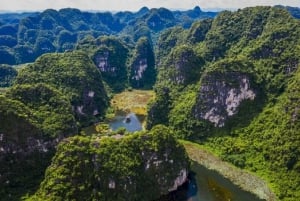 Hanoi / Ninh Binh: Trang An eco-tourism - Hoa Lu & Mua Cave