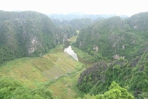 Hanoi: Ninh Binh, Bai Dinh/Hoa Lu, Trang An, & Mua Cave Tour