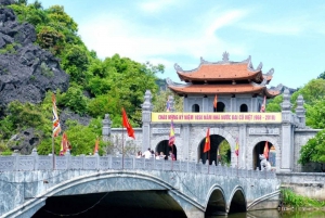 Hanoi: Ninh Binh, Bai Dinh/Hoa Lu, Trang An, & Mua Cave Tour