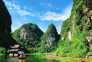 Vanuit Hanoi: Halong Bay Seaplane & 6-uur durende tour door Ha Long Bay
