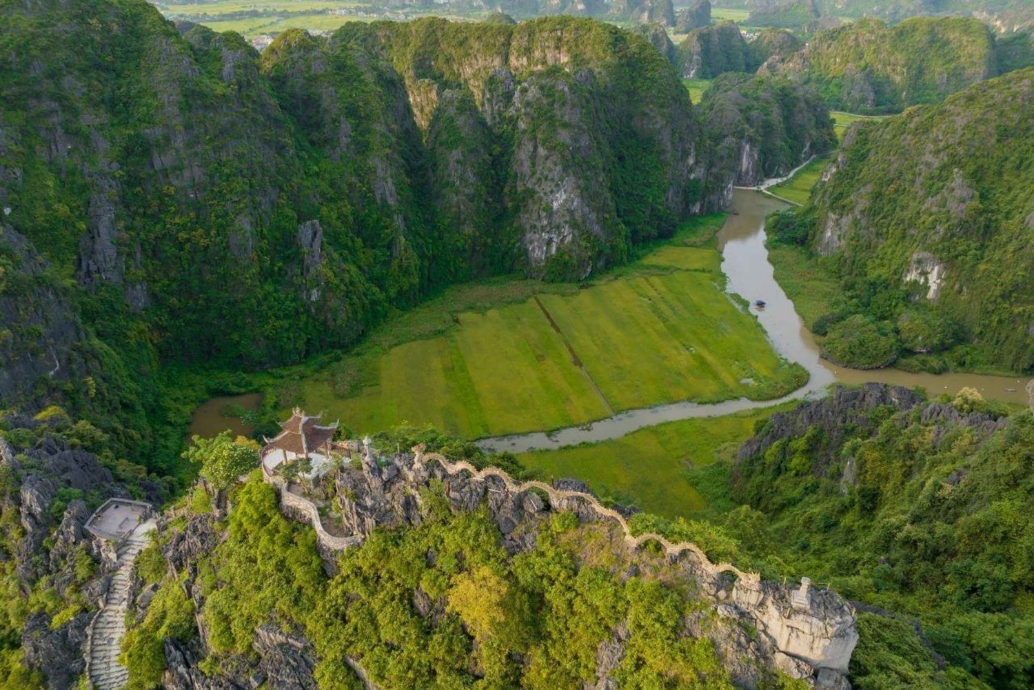 Hanoi: Ninh Binh- Hoa Lu - Trang An - Mua Cave - Best Seller