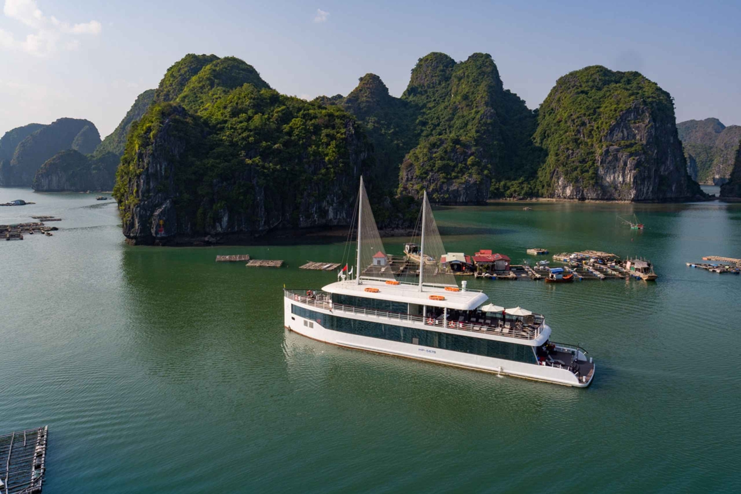 Z Hanoi lub Halong: Jednodniowy rejs po zatoce Halong