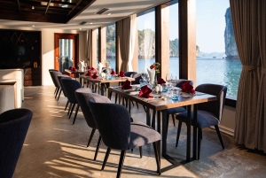 Z Hanoi lub Halong: Jednodniowy rejs po zatoce Halong