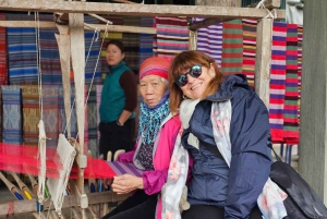 Da Hanoi: tour privato/di gruppo alla valle di Mai Chau, di un giorno