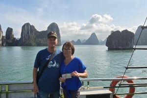 Hanoista: Yksityinen Ha Long Bayn kokopäiväretki