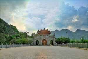 Från Hanoi: Quang Phu Cau rökelseby och rundtur i Ninh Binh
