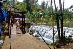 Från Hanoi: Sapa 3-dagars resa med medium vandring och limousine