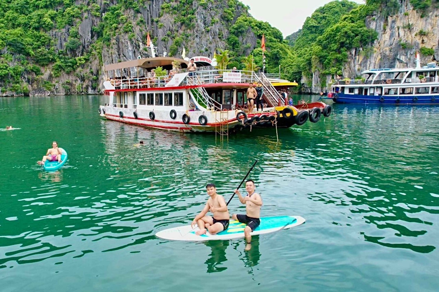 From Hanoi to Lan Ha Bay: 2-Day Jungle Trails & Night Kayak