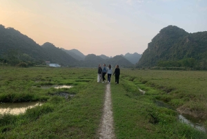 From Hanoi to Lan Ha Bay: 2-Day Jungle Trails & Night Kayak