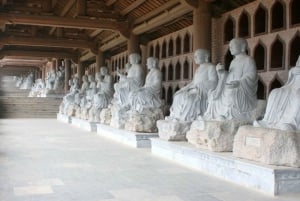Ab Hanoi: Trang An & Bai Dinh Pagode Ganztagestour private Tour