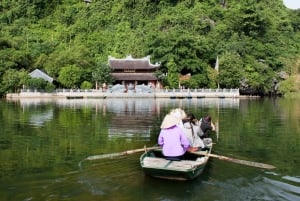 Fra Hanoi: Trang An & Bai Dinh Pagoda heldagstur i privat regi