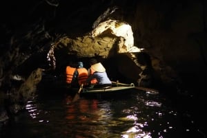 Fra Hanoi: Trang An & Bai Dinh Pagoda heldagstur i privat regi