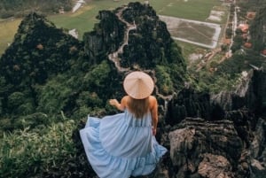 Fra Hanoi: Trang An økoturisme - Bai Dinh pagode og Mua-grotten