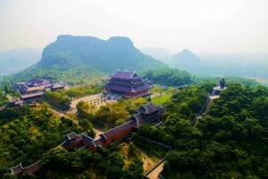 Fra Hanoi: Trang An økoturisme - Bai Dinh pagode og Mua-grotten