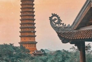 Fra Hanoi: Trang An økoturisme - Bai Dinh pagode og Mua-grotten