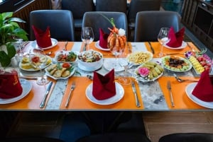 Desde Hanoi: Crucero por la bahía de Lan Ha y la isla de Cat Ba con almuerzo