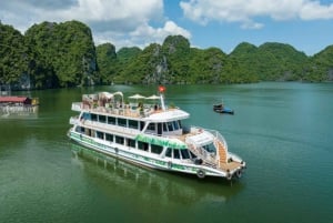 From Hanoi: Visit Cat Ba Islands & Floating Village In 1 Day