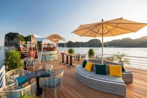 From Hanoi: Visit Cat Ba Islands & Floating Village In 1 Day