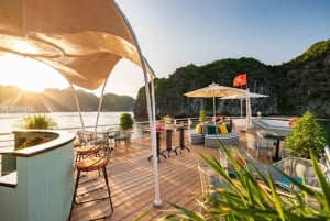 From Hanoi: Visit Cat Ba Islands & Floating Village In 1 Day