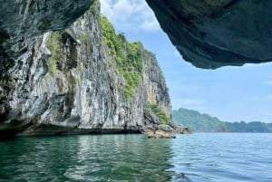 From Hanoi: Visit Cat Ba Islands & Floating Village In 1 Day