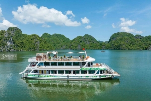 De Hanói: Visita as ilhas Cat Ba e a aldeia flutuante em 1 dia