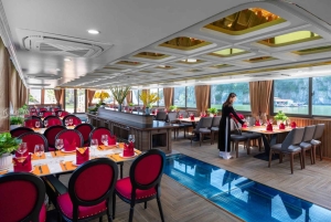 De Hanói: Visita as ilhas Cat Ba e a aldeia flutuante em 1 dia