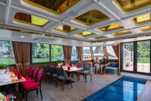 De Hanói: Visita as ilhas Cat Ba e a aldeia flutuante em 1 dia