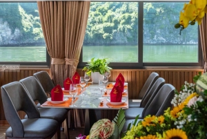 De Hanói: Visita as ilhas Cat Ba e a aldeia flutuante em 1 dia