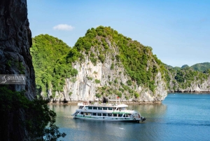 De Hanói: Visita as ilhas Cat Ba e a aldeia flutuante em 1 dia