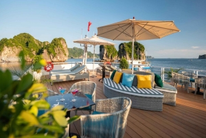 De Hanói: Visita as ilhas Cat Ba e a aldeia flutuante em 1 dia