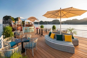 De Hanói: Visita as ilhas Cat Ba e a aldeia flutuante em 1 dia