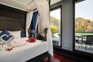 ハノイ発：5つ星クルーズで3日間でハロン湾を訪れる