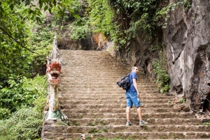 Depuis Hanoï : visite de Hoa Lu et Trang An ou Tam Coc et les grottes de Mua.