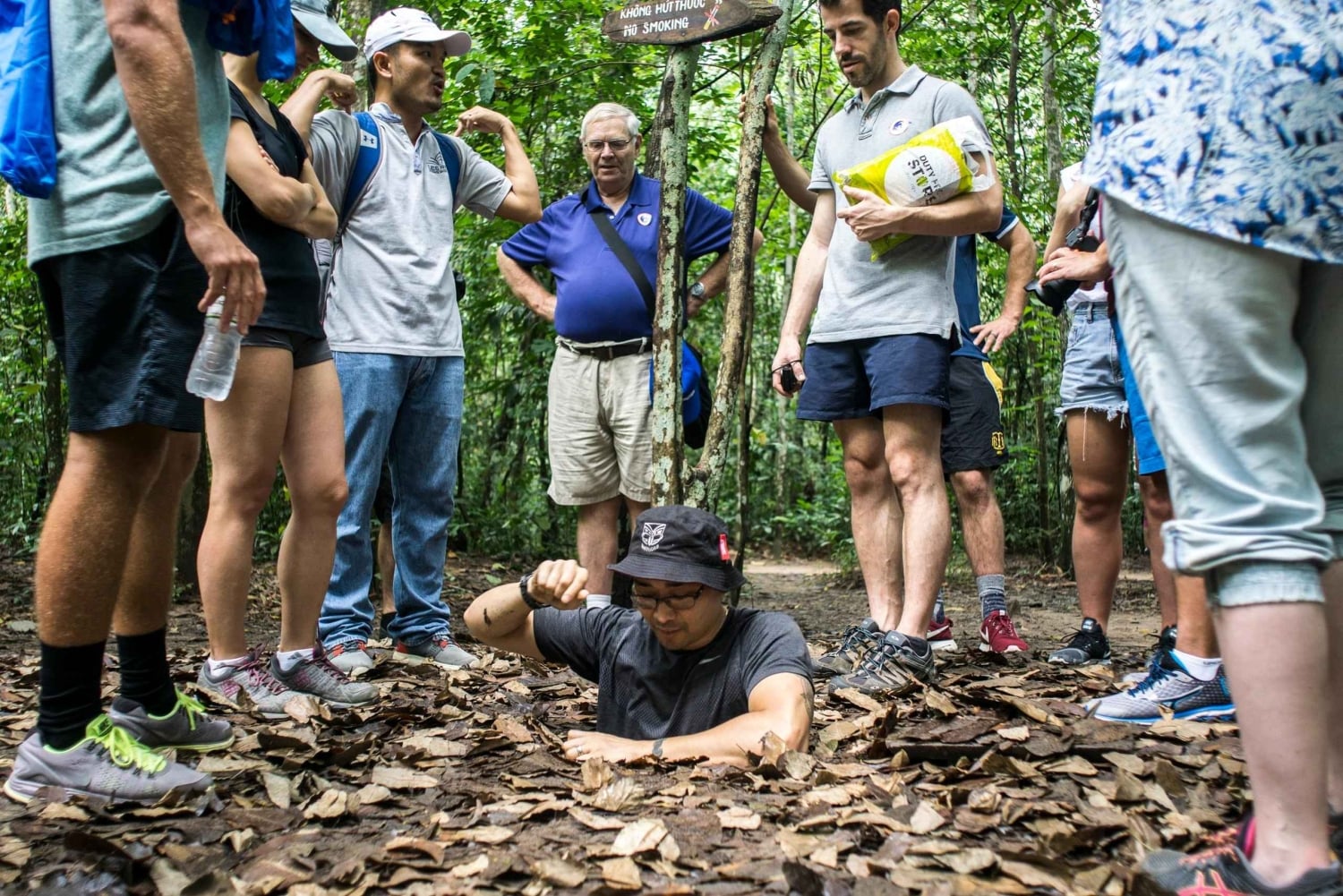 Vanuit HCM: dagvullende tour door Cu Chi tunnels en hoogtepunten van de stad