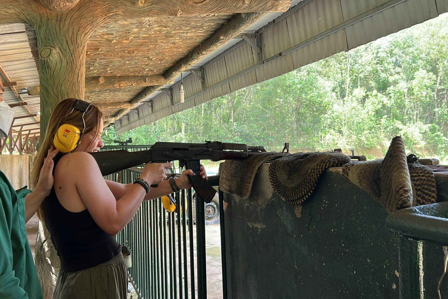 Vanuit HCM: dagvullende tour door Cu Chi tunnels en hoogtepunten van de stad
